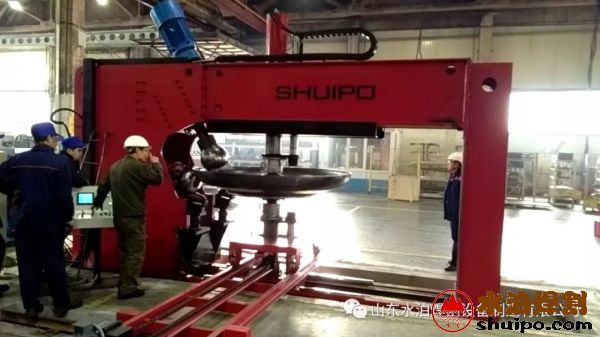 JSC "Plant GRAZ"旋壓現場 JSC "Plant GRAZ"旋壓現場